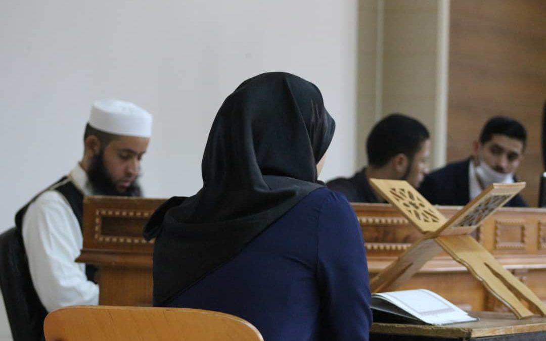 مسابقة قرآنية لطلبة كلية القانون