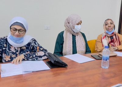 مناقشة مشاريع تخرج لطلبة كلية الإعلام