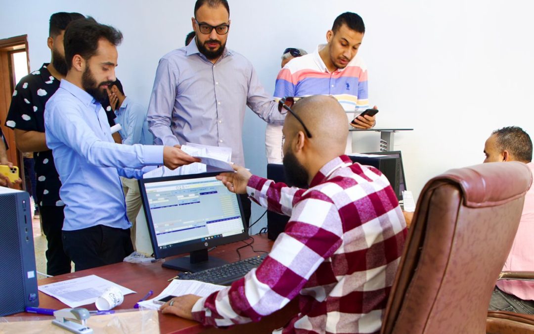 الإعلام تشرع في تسجيل المقررات الدراسية