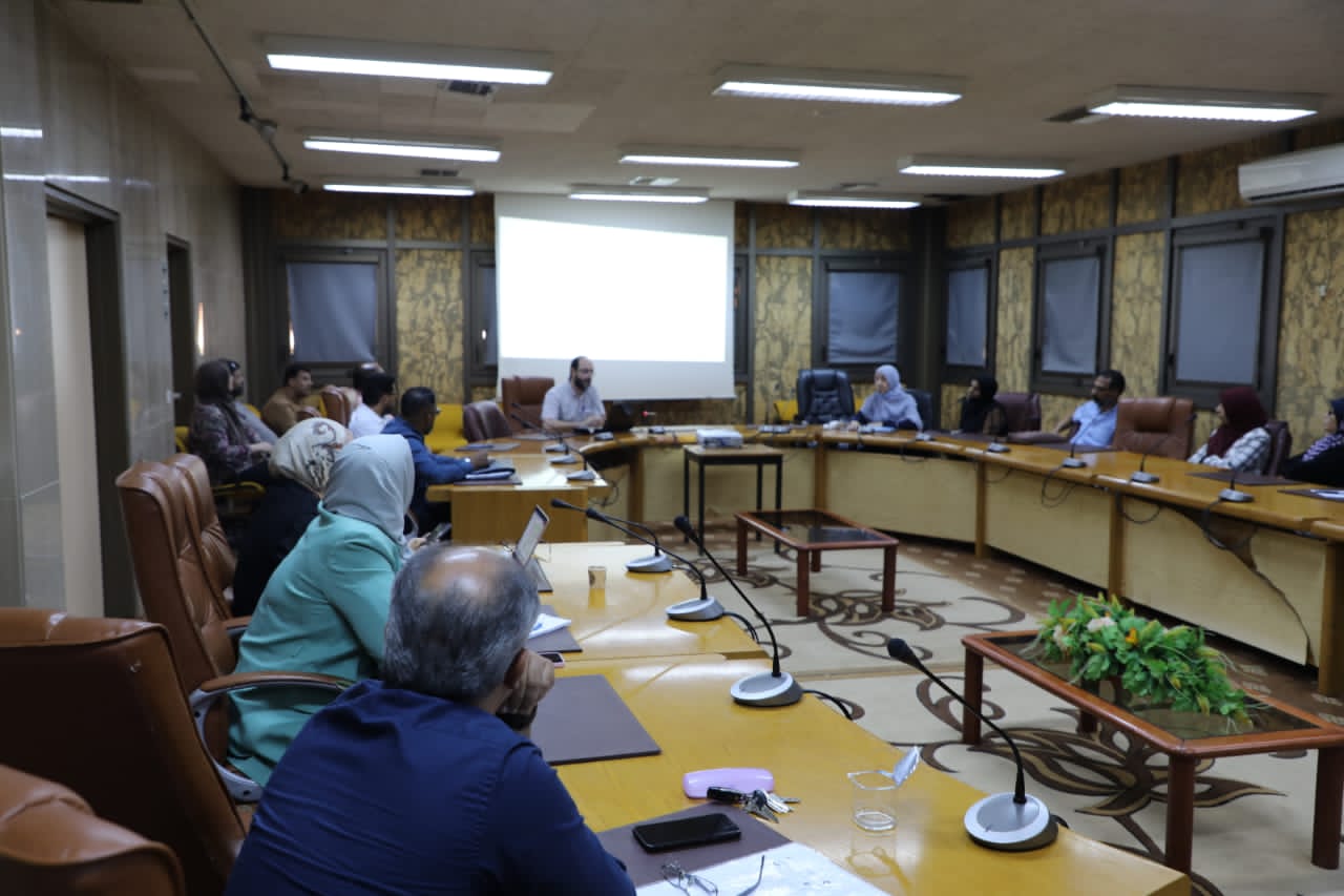 رئيس الجامعة يجتمع مع لجنة الاعتماد الدولي لكلية الطب البشري7
