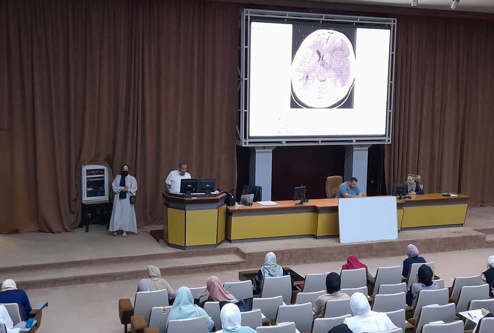 انطلاق الامتحانات الجزئية في قسم الأشعة