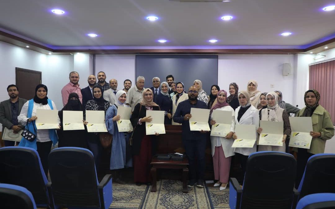 حاضنة الأعمال تكرم داعميها والمشاركين
