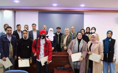 الحاضنة تسلم شهادات إتمام دورة تقنيات الزراعة الحديثة