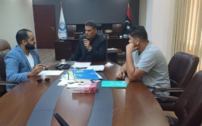 “وكيل الجامعة للدراسات العليا يجتمع مع رئيس مركز المعلومات والتوثيق لتطوير نظام الدراسات العليا الإلكتروني”