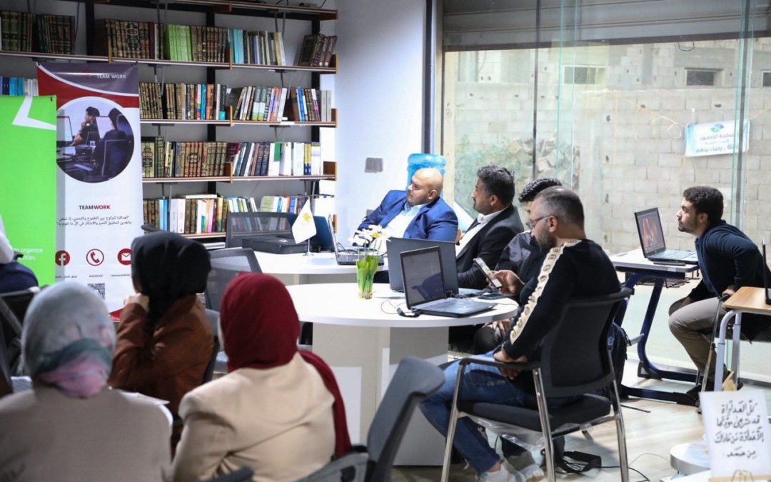 “اختتام دورة الجرافيك برعاية المركز الإعلامي وفريق التيم وورك “