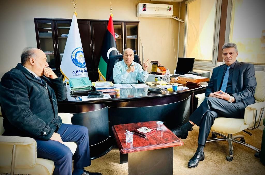 اجتماع مهم بين وكيل الدراسات العليا ووكيل الطبيات لتفعيل اتفاقيات التعاون الجامعي