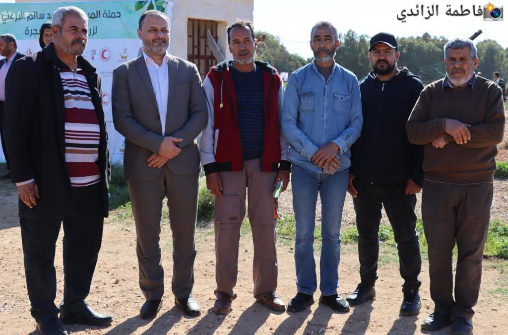 “جامعة بنغازي بالتعاون مع جمعية الشجرة المباركة  تطلق حملة زراعة 10 آلاف شجرة باسم المرحوم محمد البرغثي”
