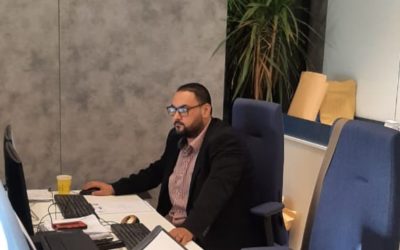 استئناف أعمال إصدار البطاقات التعريفية للطلبة بإدارة المسجل العام