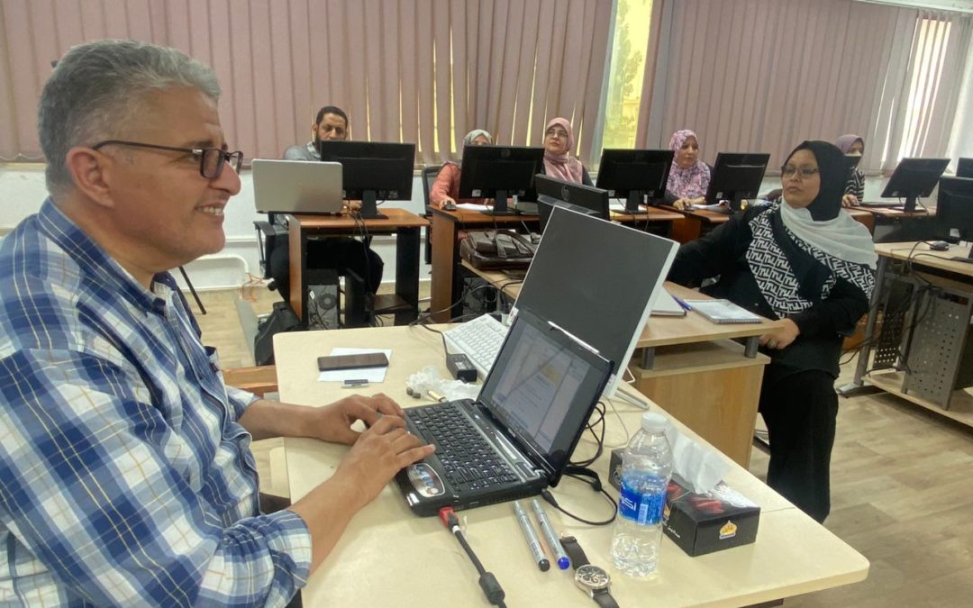 مركز تطوير الأداء الأكاديمي والتدريب ينظم دورة متخصصة في التحليل الإحصائي بـ”SPSS”