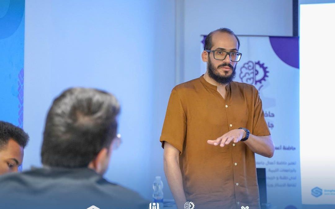 فريق جونيور إنتربرايز التابع لحاضنة أعمال جامعة بنغازي يكمل أسبوعه الأول من التدريب 