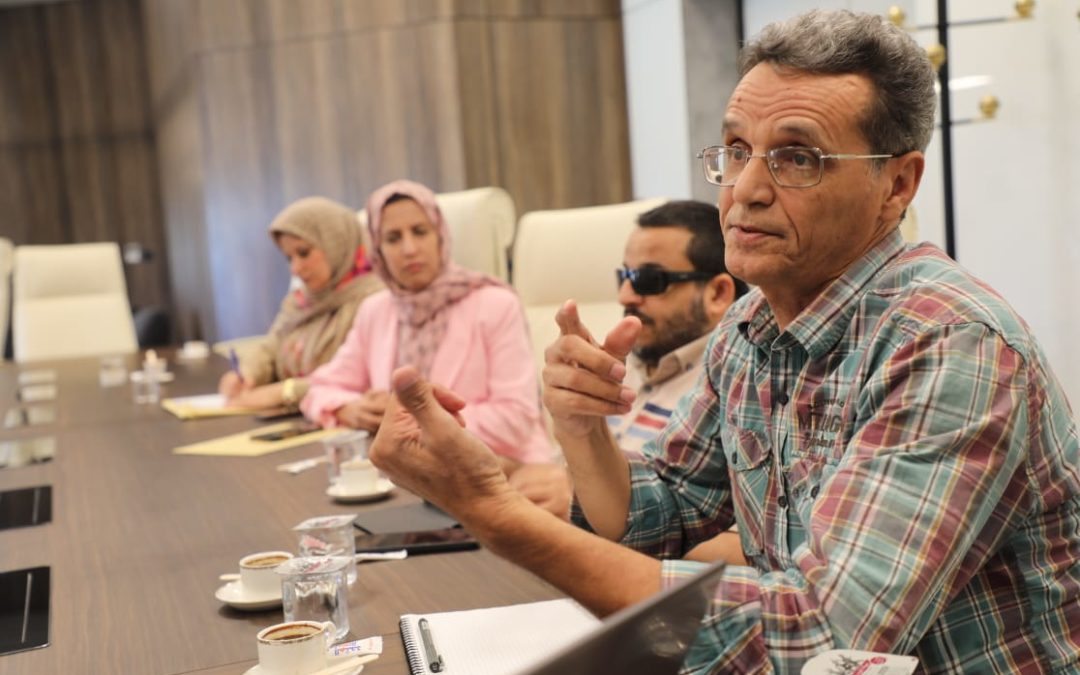 اجتماع مثمر يجمع رئيس المؤتمر بالمشاركين