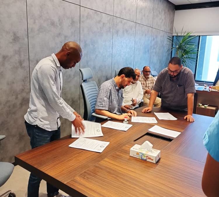 إدارة المسجل العام يواصل تنسيب الطلاب الجدد وتسهيل إجراءات التسجيل