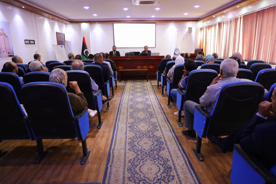 قسم خدمة المجتمع ينظم ندوة علمية عن مستقبل السياسة الخارجية