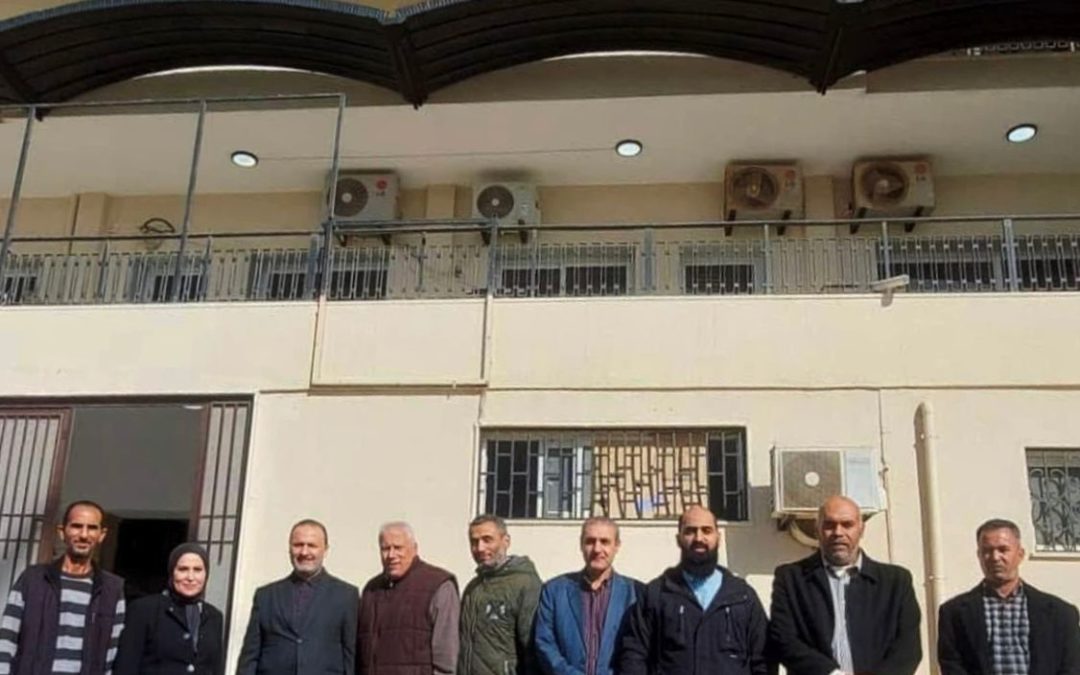 رئيس جامعة بنغازي يزور كلية طب وجراحة الفم والأسنان