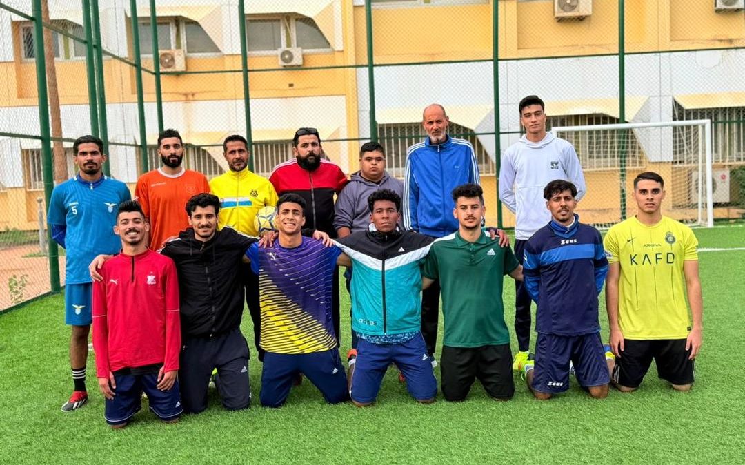 تدريبات منتخب جامعة بنغازي لكرة القدم الخماسية بملاعب الكليات الطبية