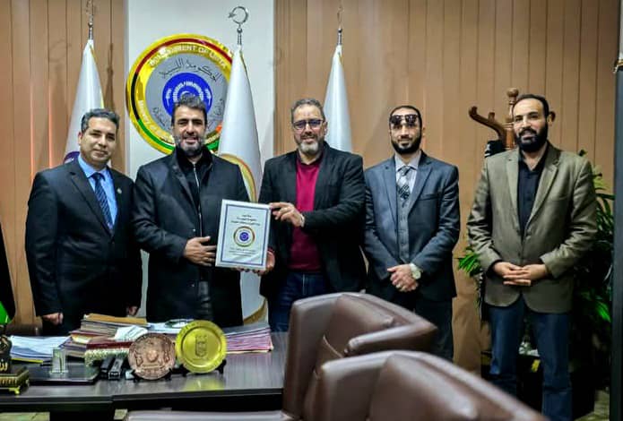 جامعة بنغازي تساهم في مشروع أول قانون للطاقات المتجددة في ليبيا