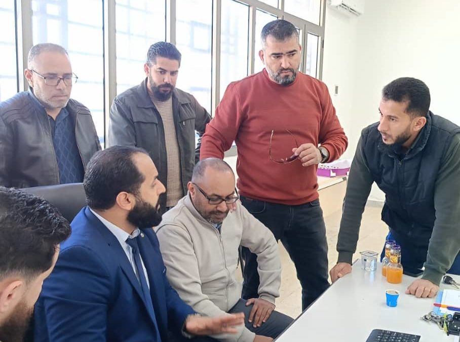 تدشين منظومة الدراسة والامتحانات بكليتي العلوم البيئية والاقتصاد المرج