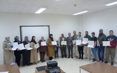 اختتام دورة “إتقان مهارات الإدارة الحديثة” لموظفي الحرس والبيوت بجامعة بنغازي