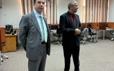 مركز جامعة بنغازي للغات يستقبل القنصل العام لليونان لتعزيز التعاون اللغوي والثقافي