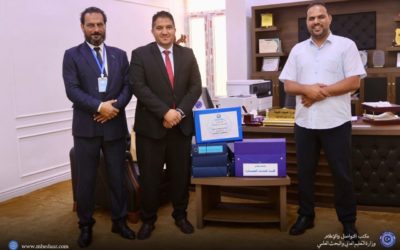 جامعة بنغازي تُسلم مدير الدراسات العليا بالوزارة ملفات برامج دكتوراه جديدة