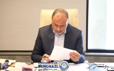 رئيس جامعة بنغازي يجتمع بعميد كلية الطب البشري لتعزيز الكفاءة الأكاديمية ومواكبة المتغيرات الحديثة