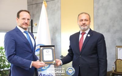 استقبل رئيس جامعة بنغازي الأستاذ الدكتور عزالدين الدرسي،صباح اليوم الإثنين،، سعادة القنصل العام لدولة اليونان في بنغازي، السيد أثاناسيوس أناستوبولوس، يرافقه السيدة منية الشكري، موظفة بالقنصلية اليونانية.