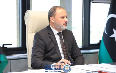 رئيس جامعة بنغازي يعقد اجتماعًا مع عميد كلية طب وجراحة الفم والأسنان لمناقشة سبل تطوير العملية التعليمية