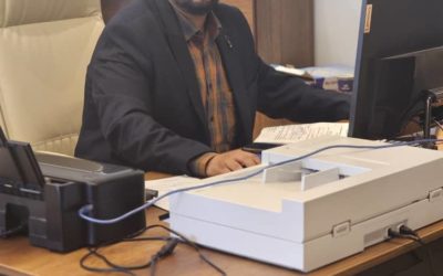 قسم البطاقات الطلابية يواصل إصدار البطاقات الجامعية للطلاب الجدد