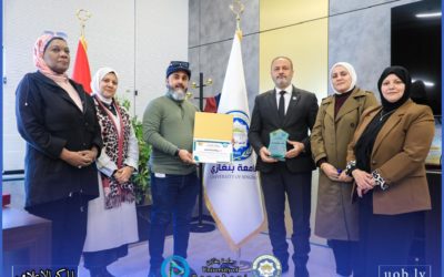قسم العلوم الطبية الأساسية بكلية الطب وجراحة الفم والأسنان يكرّم رئيس جامعة بنغازي تقديرًا لجهوده