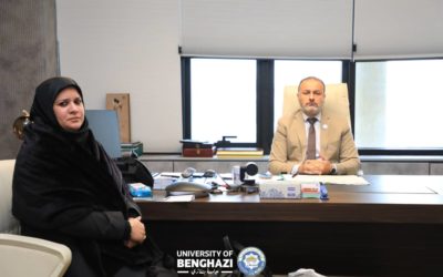 رئيس جامعة بنغازي يناقش آلية فتح برامج الدراسات العليا بكلية الصحة العامة
