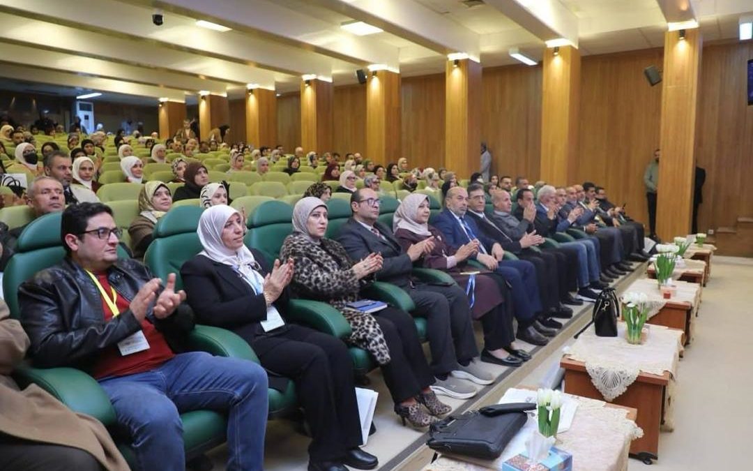 جامعة بنغازي ترعى انطلاق المؤتمر الثالث للتغذية العلاجية وعلوم الغذاء بمركز بنغازي الطبي