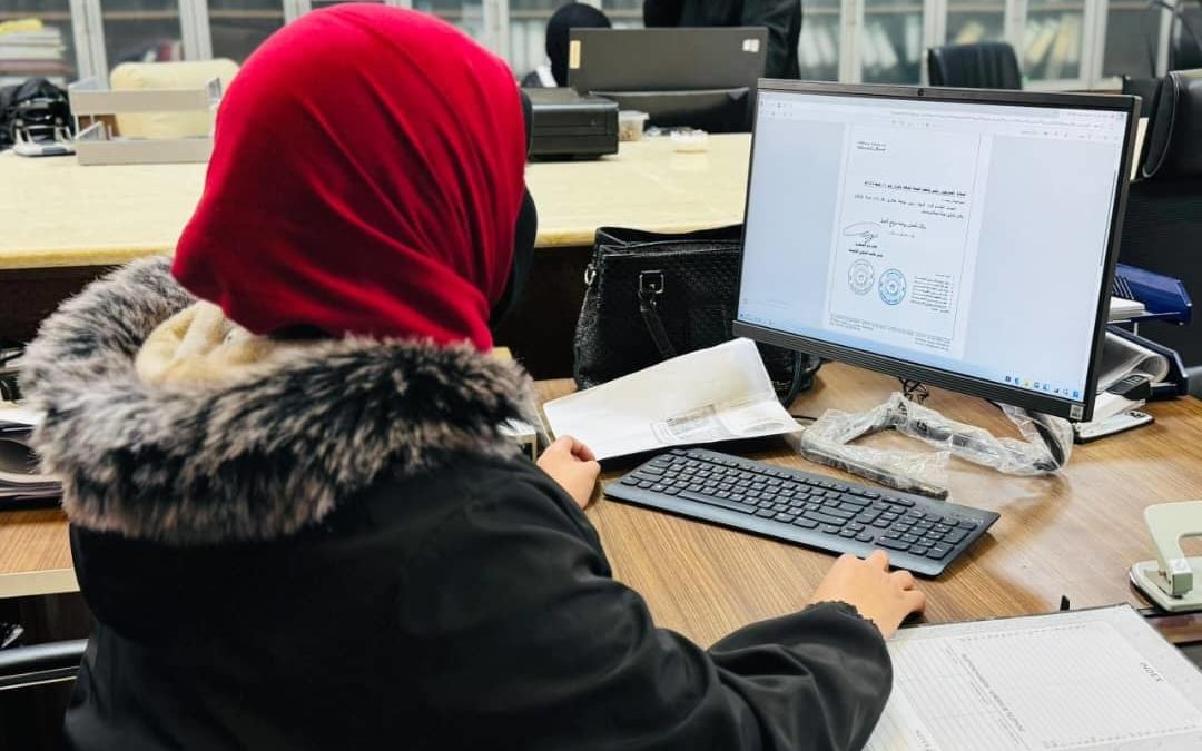 قسم المحفوظات العامة بمكتب الشؤون الإدارية بجامعة بنغازي يواصل جهوده للتحول الرقمي