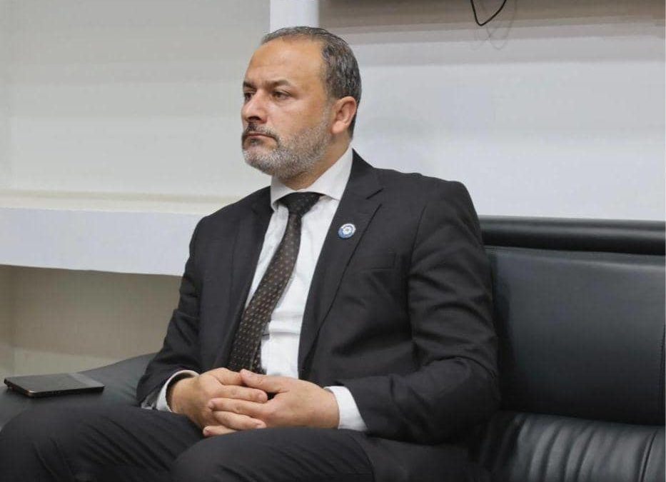 لقاء يجمع رئيس جامعة بنغازي ووكيل وزارة التعليم العالي لبحث سير العملية الأكاديمية