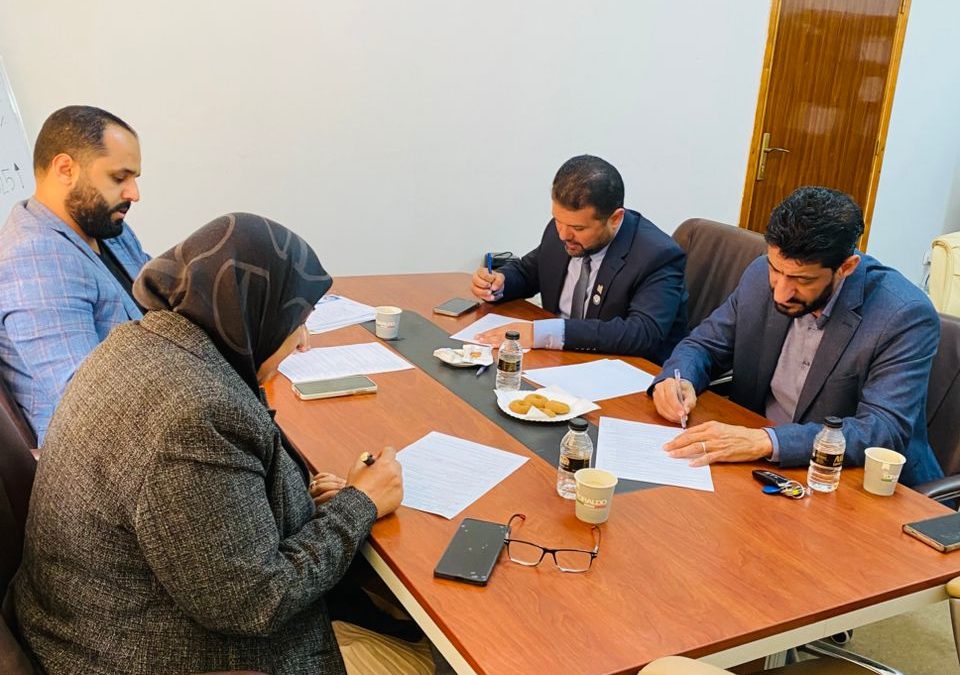 اللجنة المكلفة بمحور التحول الرقمي والمصادر المعرفية تبحث تفعيل التعاون الرقمي والمعرفي مع الجامعة الأردنية
