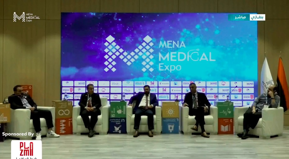 جامعة بنغازي في جلسة حوارية ضمن فعاليات “قابل الخبير” بمؤتمر ومعرض مينا الطبي 2026