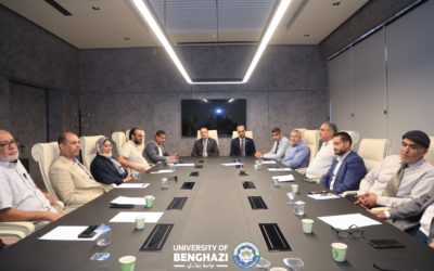 رئيس جامعة بنغازي يبحث مع الكاتب العام سبل تطوير آليات العمل الإداري بالجامعة