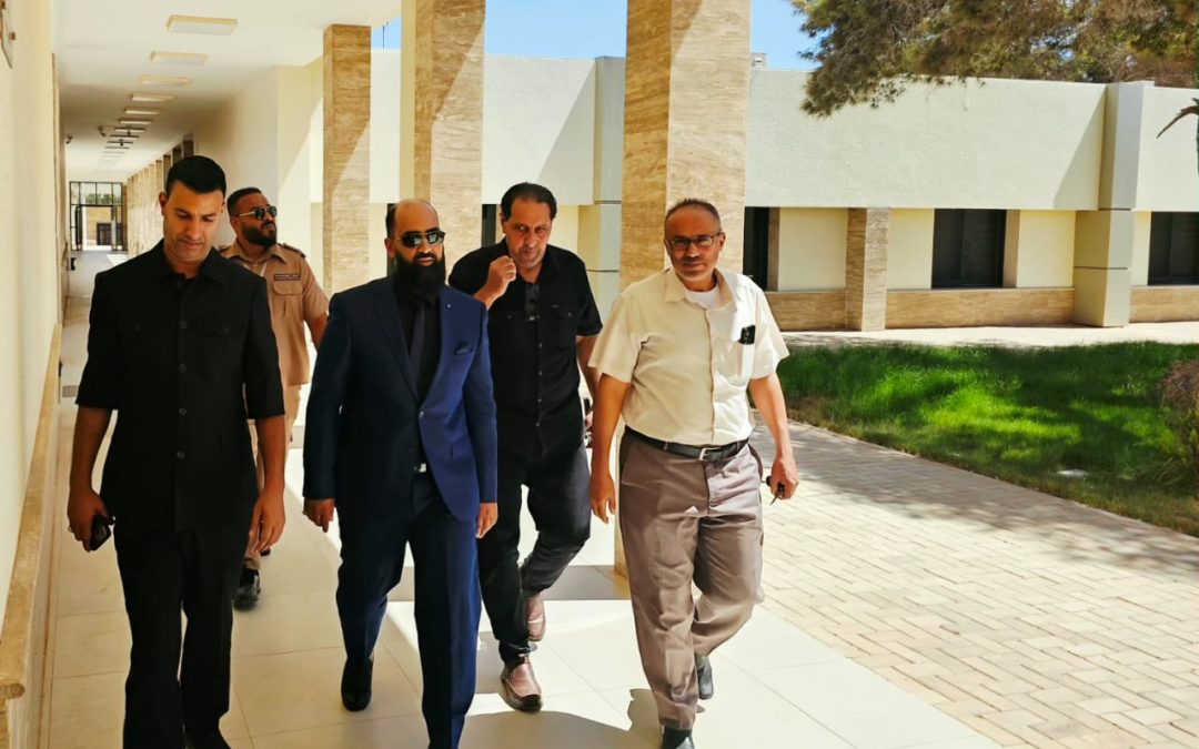 مدير مكتب الحرس الجامعي بجامعة بنغازي يتفقد كليات الفروع بمدينة المرج