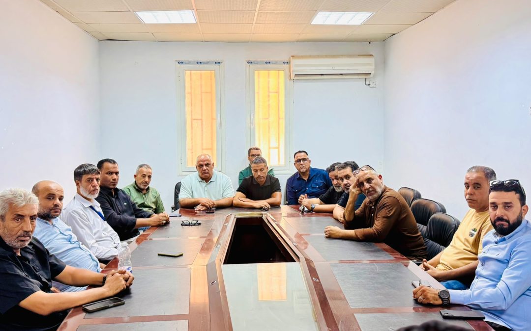 نقابة موظفي جامعة بنغازي يعقد اجتماعًا لمناقشة عدد من الملفات المالية والإدارية