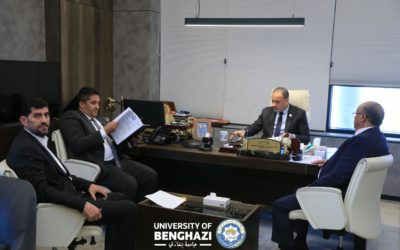 رئيس جامعة بنغازي يبحث تنظيم عمل الأقسام العلمية بالكليات الطبية وتعزيز جودة الأداء الأكاديمي