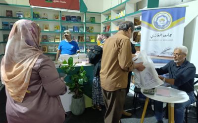 إقبال لافت على جناح جامعة بنغازي في اليوم الثاني من معرض النيابة للكتاب