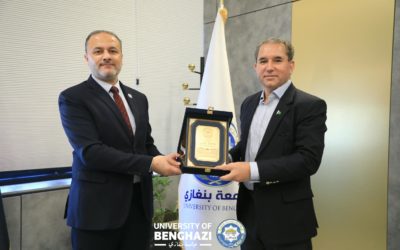 رئيس جامعة بنغازي يستقبل السفير الباكستاني ويبحث آفاق التعاون الأكاديمي مع الجامعات الباكستانية
