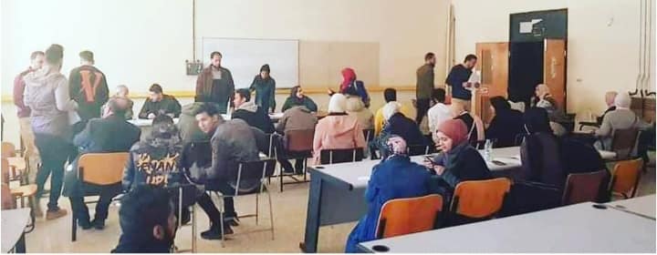 كلية تقنية المعلومات بنغازي طلاب