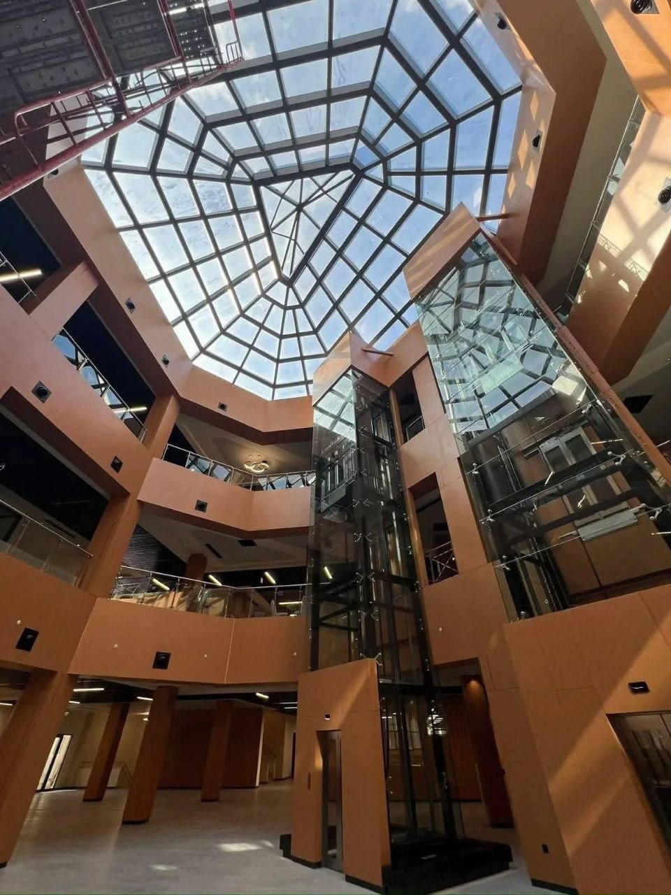 Interior view of the University of Benghazi Central Librar